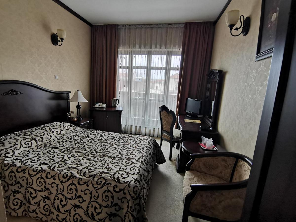 Hotel Carol Constanta Bagian luar foto