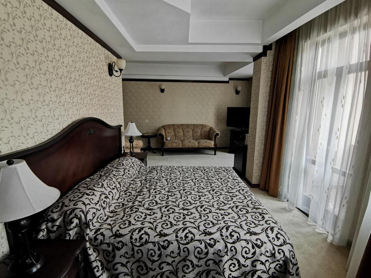 Hotel Carol Constanta Bagian luar foto
