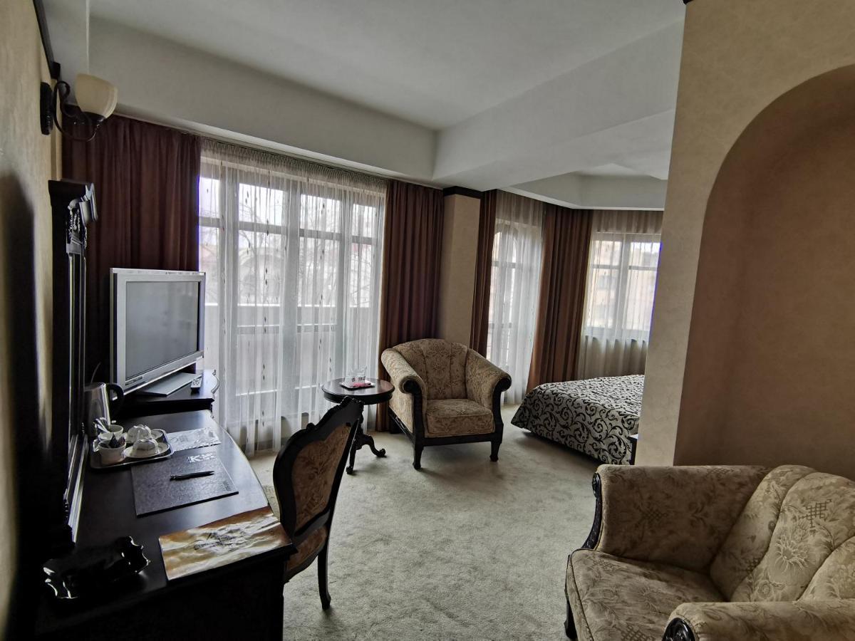 Hotel Carol Constanta Bagian luar foto