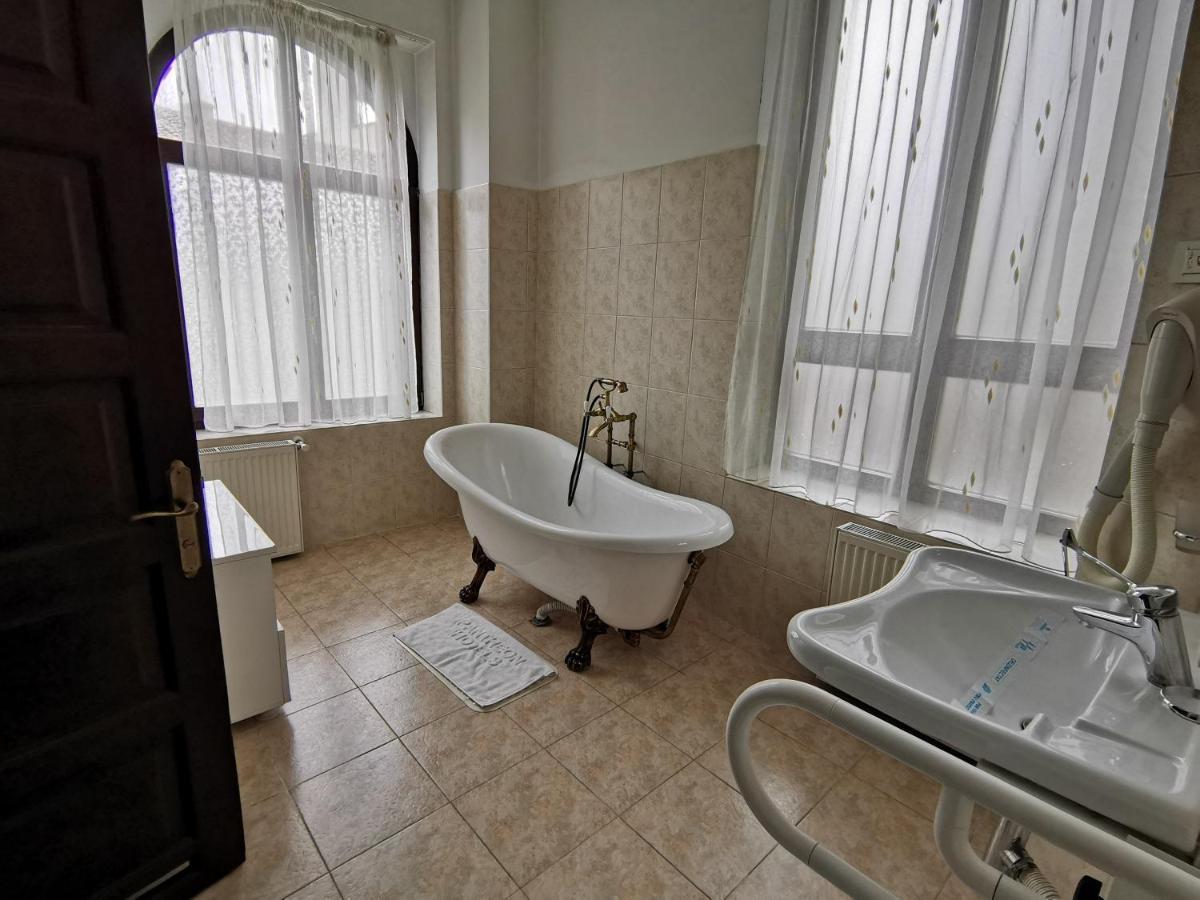 Hotel Carol Constanta Bagian luar foto